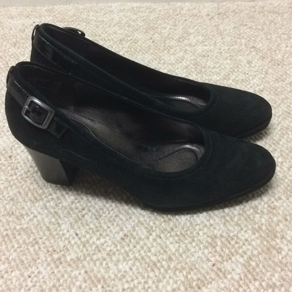 Rockport Shoes - Rockport suede heels size 6 1/2 medium with buckle